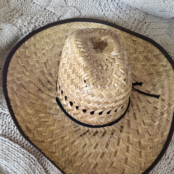 Giddy Yup! 🤠 Straw Cowboy Hat with Black Trim - Picture 6 of 14